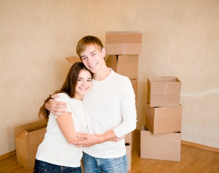 Careful loading of boxes and furniture from a flat